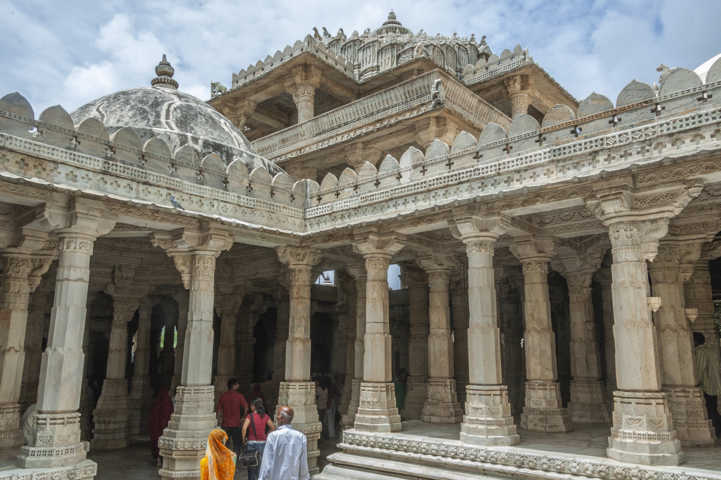 13 - India - Ranakpur - templo jainista de Chaumukha Mandir